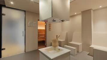 Sauna, steam room, massages