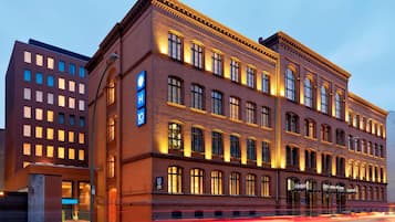 Essential Double | Exterior