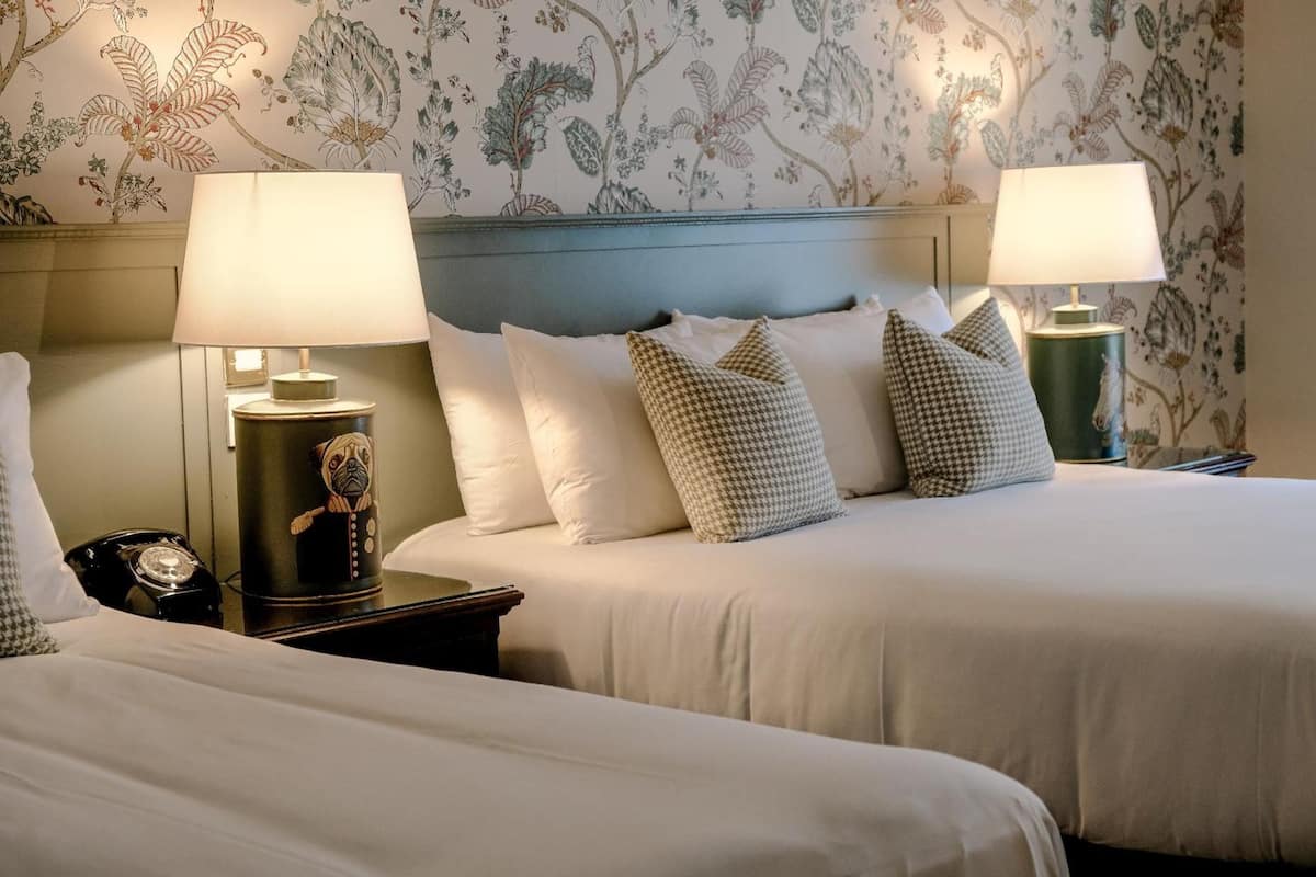 premium bedding, individually furnished, blackout curtains