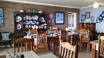 Free continental breakfast