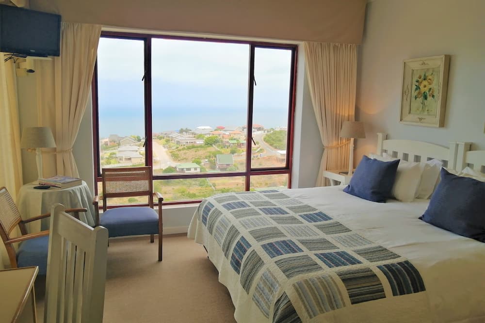 Amzee Bokmakierie Guest House