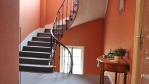 Interior - Hotel de Paris (Charleville-Mezieres)