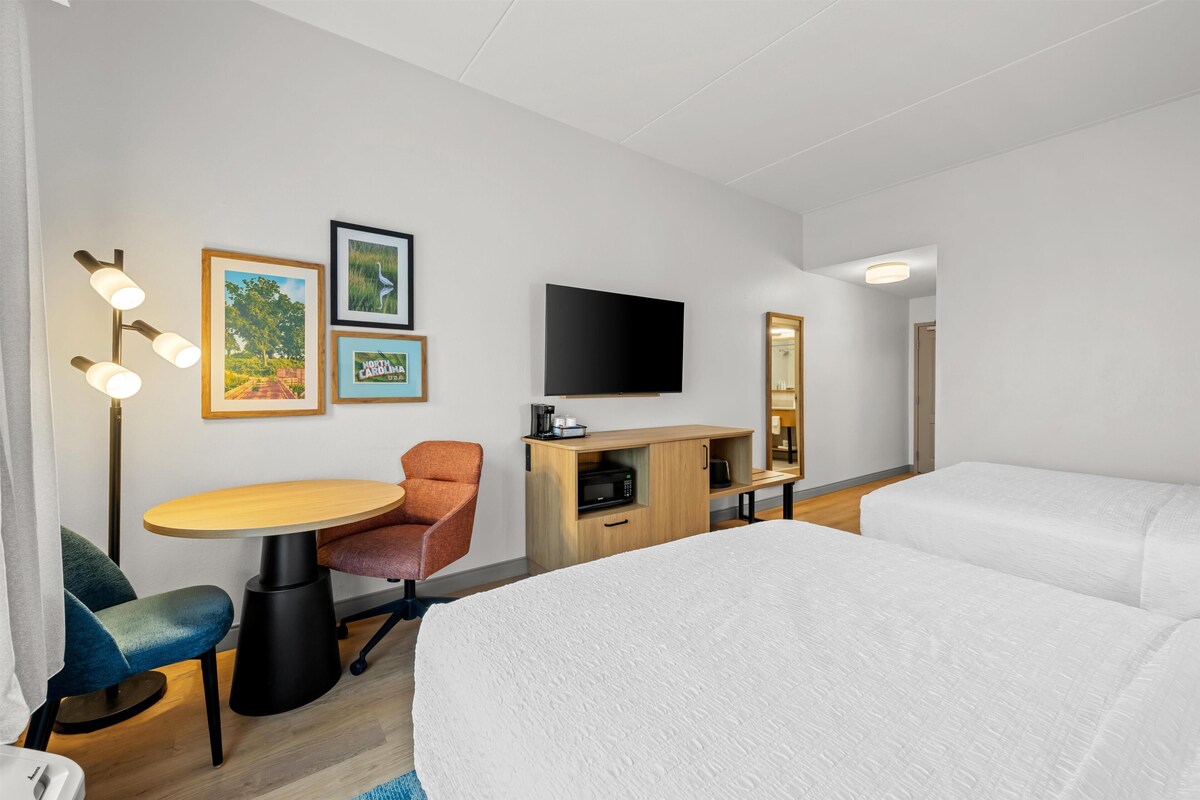 Two Queen Beds, Non-Smoking | In-room safe, desk, blackout curtains, iron/ironing board
