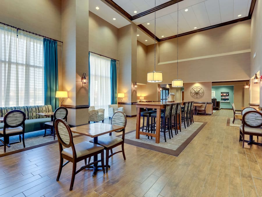 Frokostbuffé er inkludert hver dag