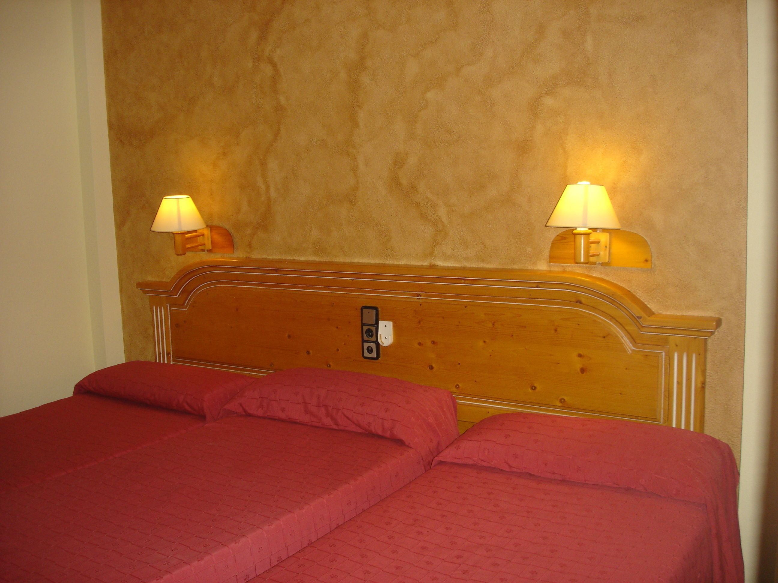 Chambre Double | Bureau, rideaux occultants, chambres insonorisées