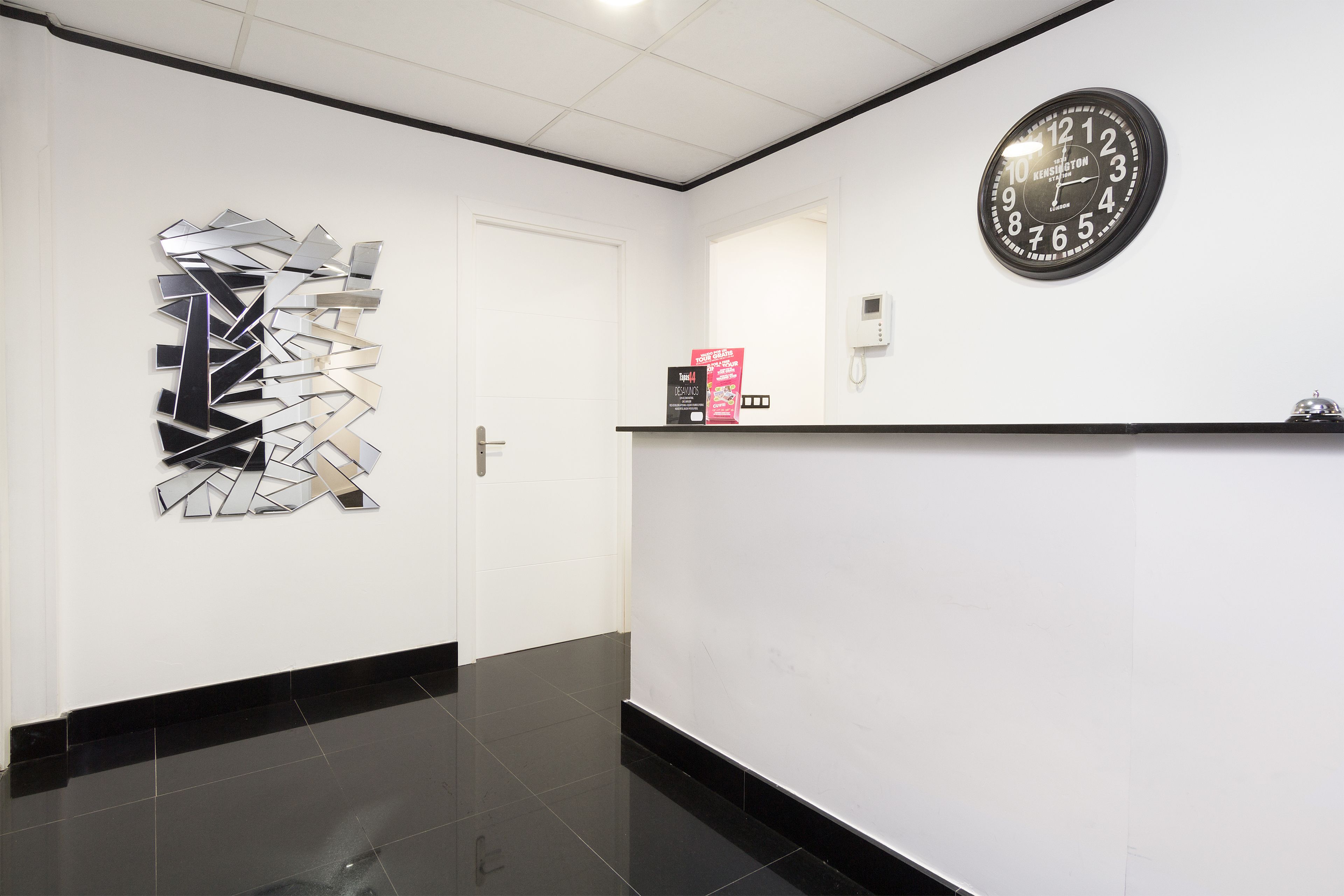 Photo - Gran Via 63 Rooms