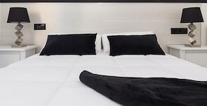 Coffres-forts dans les chambres, bureau, chambres insonorisées