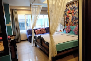 Deluxe Room | Bathroom