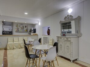 Bar (on property) - Emperatriz I (Salamanca)