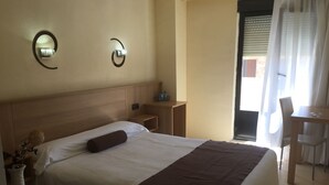 Unclassified image, 5 of 25, button - Hotel Empertatriz II (Salamanca)