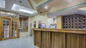 Unclassified image, 4 of 25, button - Hotel Empertatriz II (Salamanca)