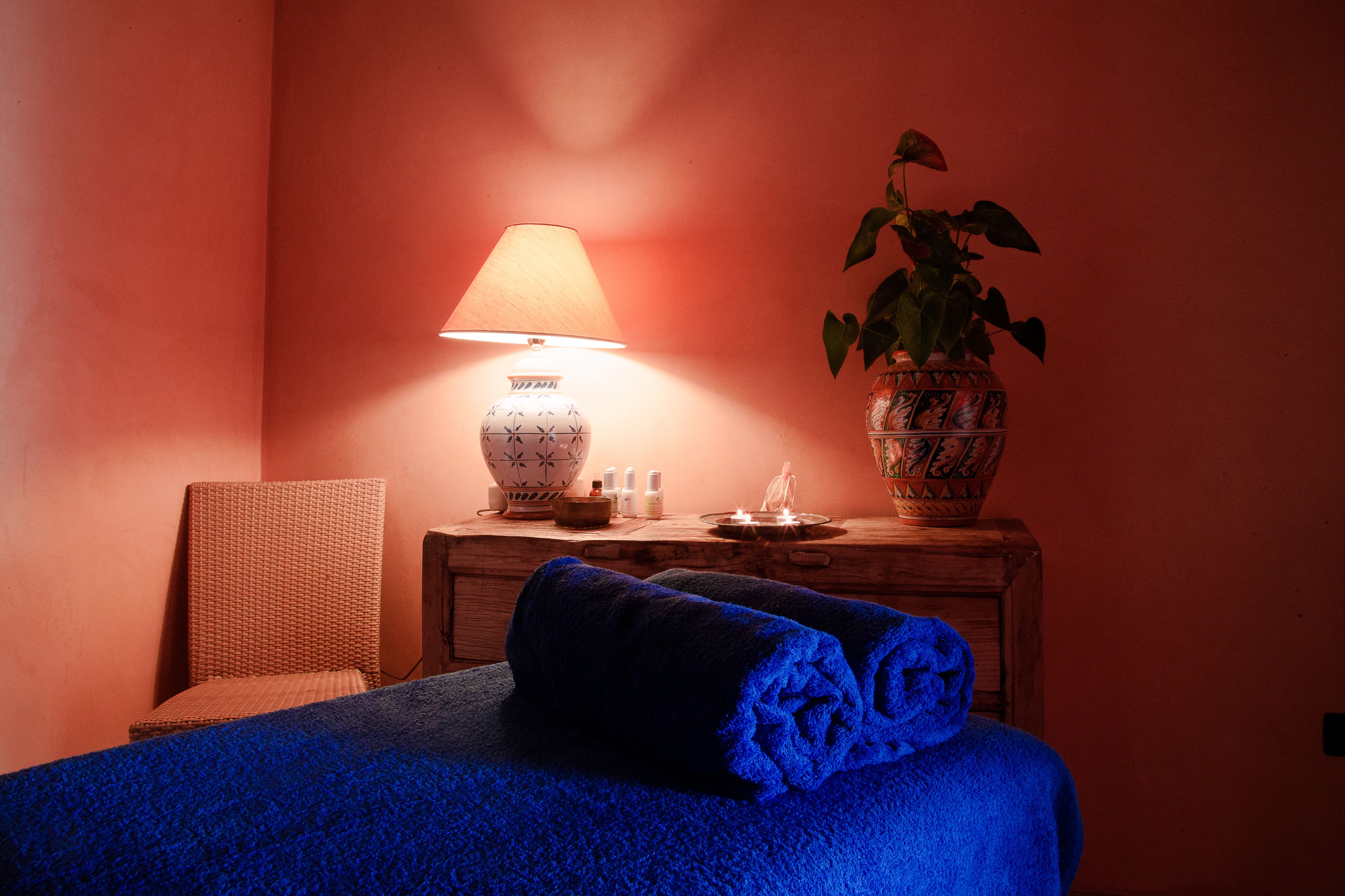 sauna, hot tub, massages