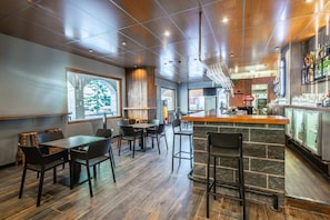 Bar (on property) - Ushuaia (Arinsal)