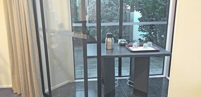 Shadzz Motel & Conference Centre