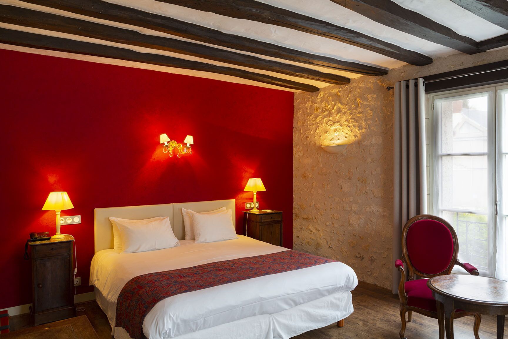 خزنة داخل الغرفة ومكتب وواي فاي مجانًا وملاءات أسرّة