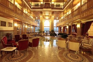 Lobby lounge - Kerme Ottoman Palace - Boutique Class (Ula)