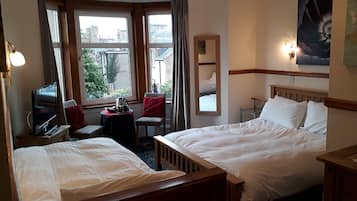 Deluxe Triple Room, Multiple Beds