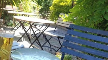 Breakfast, lunch, dinner served; Modern European cuisine, garden views