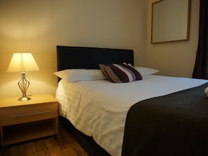 Quarto solteiro, suíte