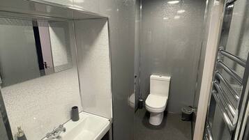 Superior Double Room, Ensuite | Bilik Mandi