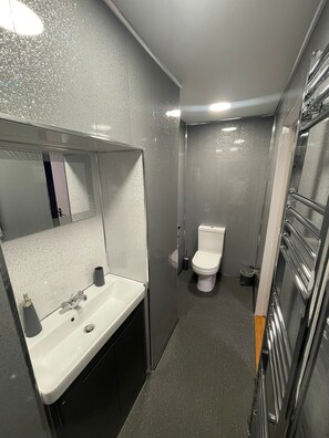 Superior Double Room, Ensuite | Bathroom