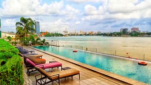 Private beach - Radisson Blu Anchorage Hotel, Lagos, V.I. (Lagos)