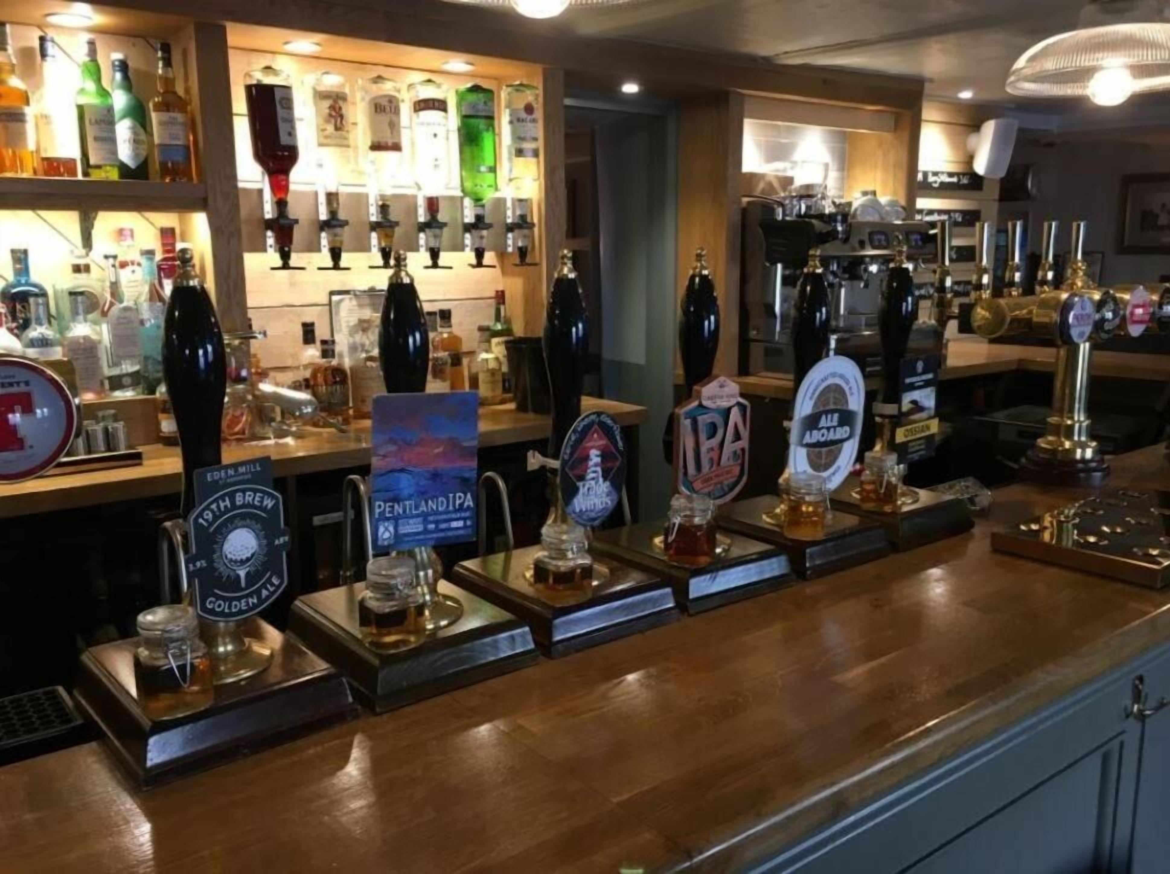 Bar (en el alojamiento)