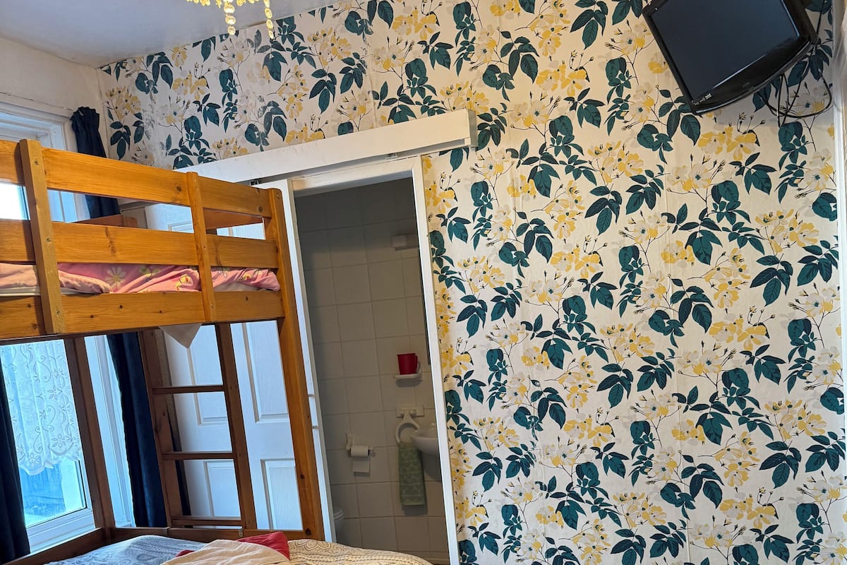 Family Room, Multiple Beds | In-room safe, desk, iron/ironing board, free WiFi