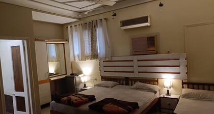Hotel Samrat