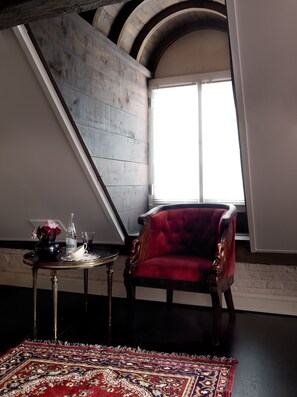 Familierom | Minibar, safe på rommet og strykejern/-brett