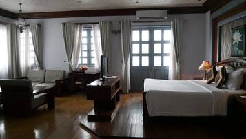 Luxury Double Room (with TOTO washlet toilet) | 1 bedroom, minibar, in-room safe, desk
