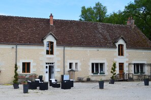 Front of property - Les Pierres d'Aurèle (Saint-Georges-sur-Cher)