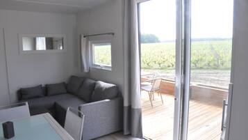 Cottage, Terrace, Vineyard View (2 to 4 people) | Premium bedding, minibar, soundproofing, cribs/infant beds