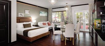 Tradewinds Apartment Hotel