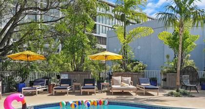 Tradewinds Apartment Hotel