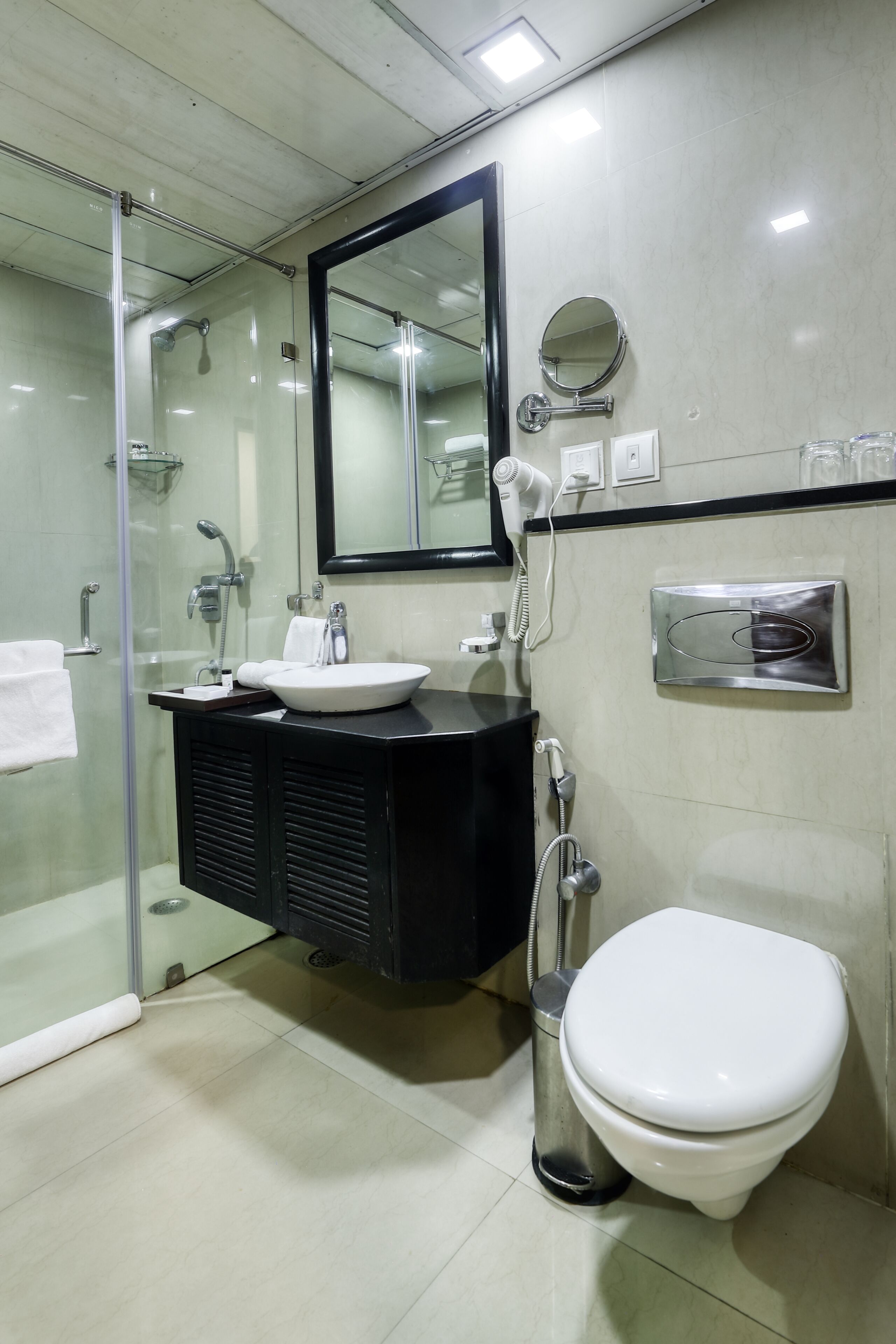 Foto - Taurus Sarovar Portico