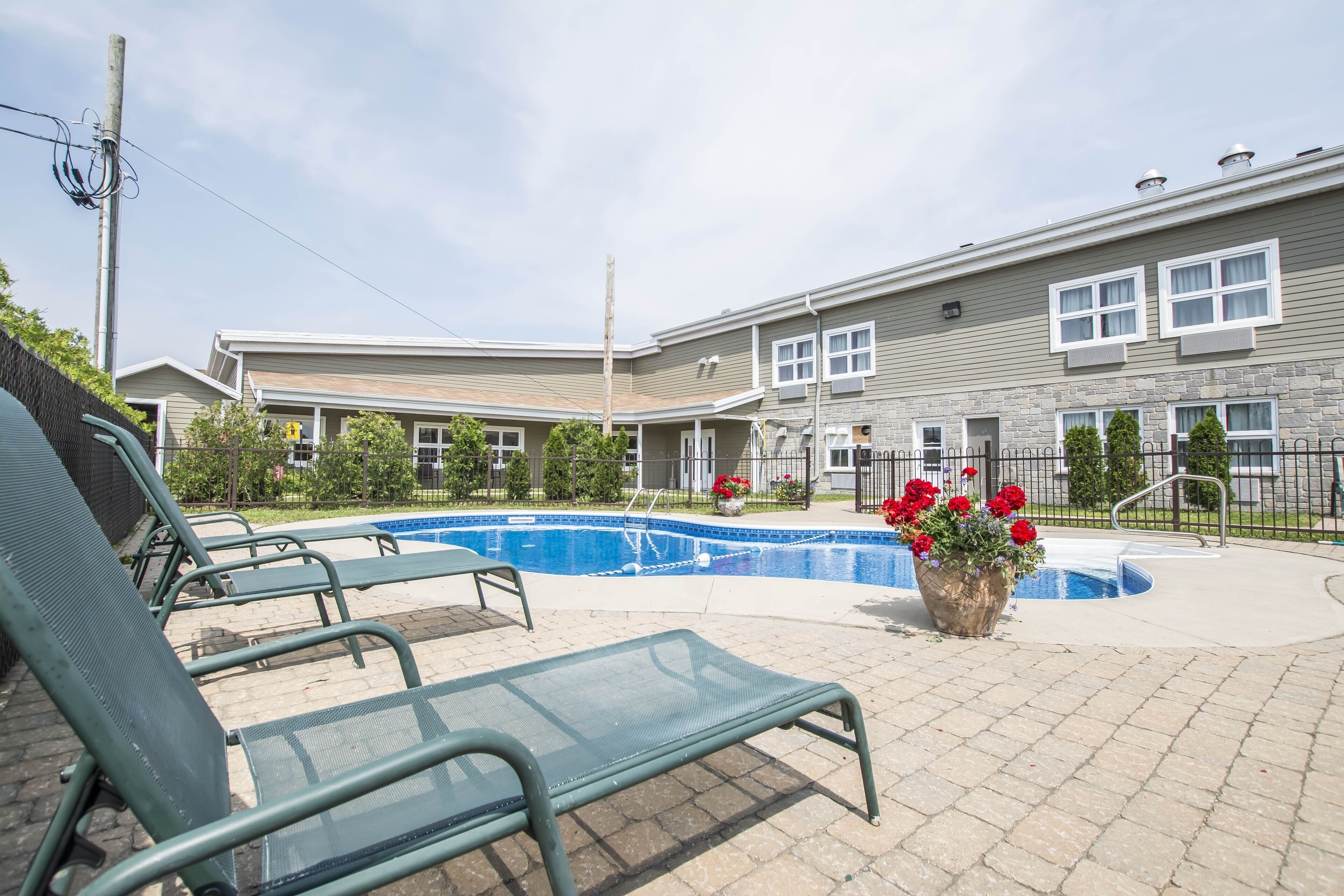 Seasonal outdoor pool