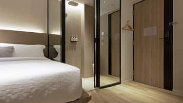 Executive-Zimmer, 1 Queen-Bett | Hochwertige Bettwaren, Minibar, Zimmersafe, Verdunkelungsvorhänge