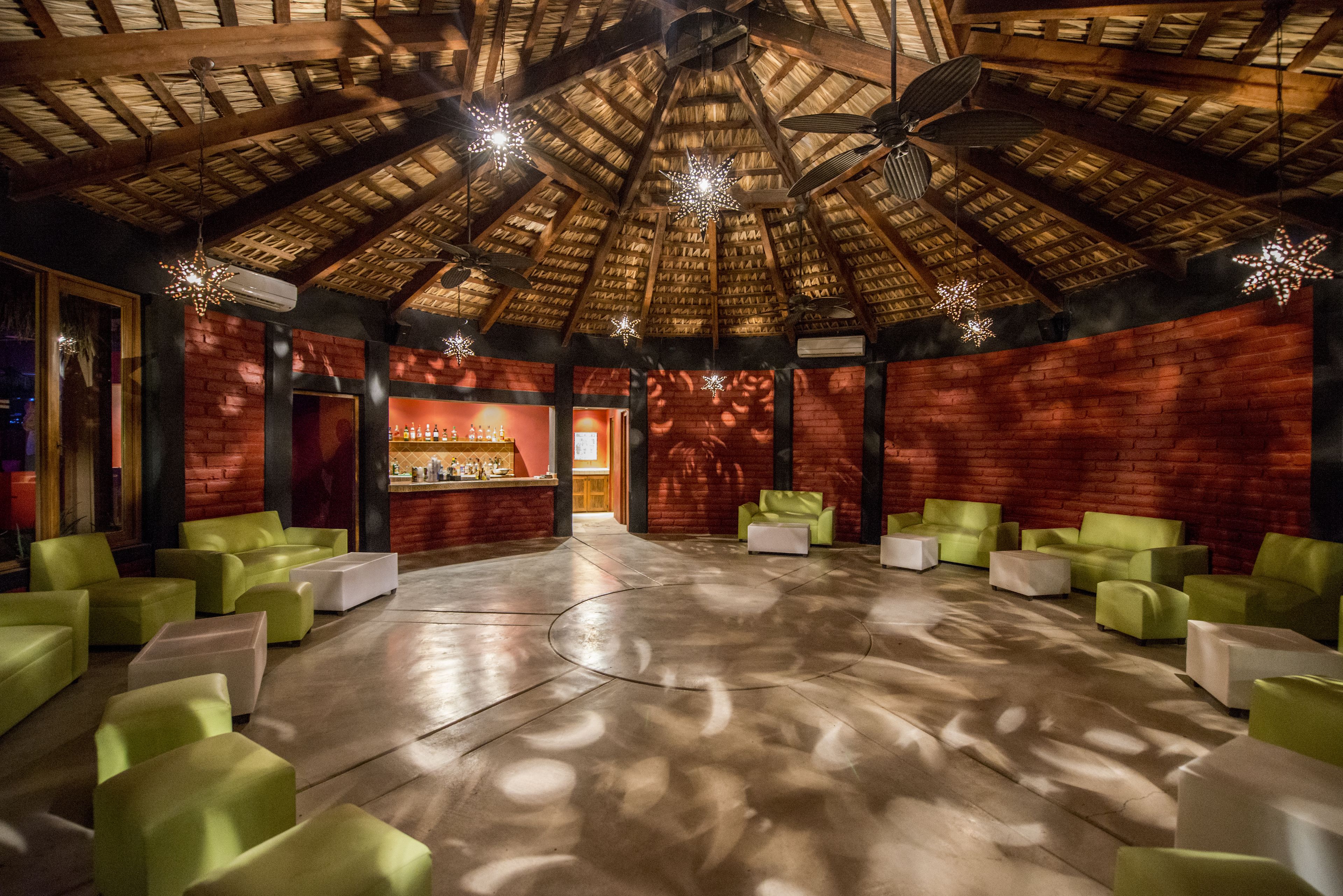 3 bars/lounges, poolside bar, beach bar