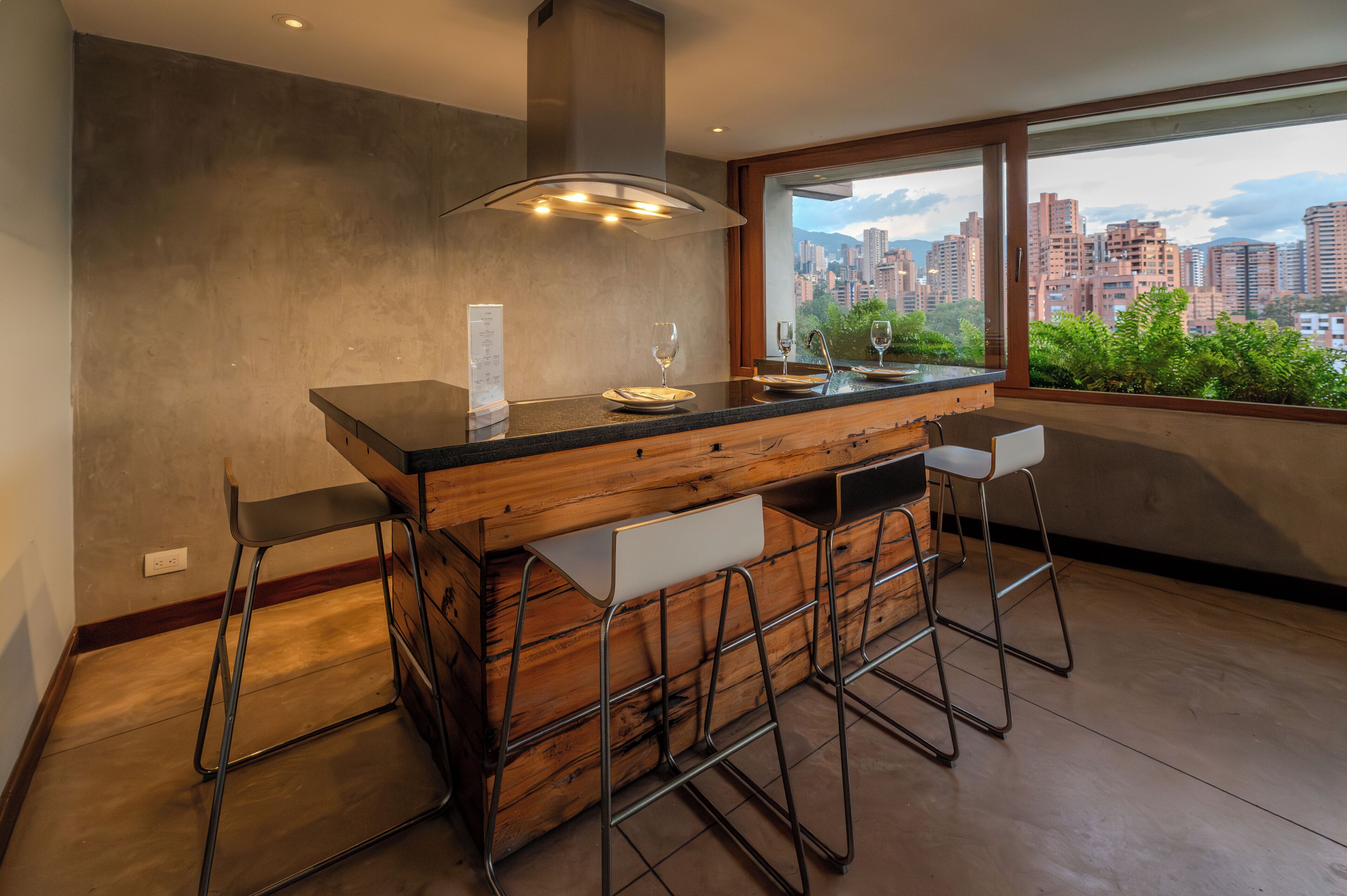 fridge, stovetop, coffee/tea maker, cookware/dishes/utensils