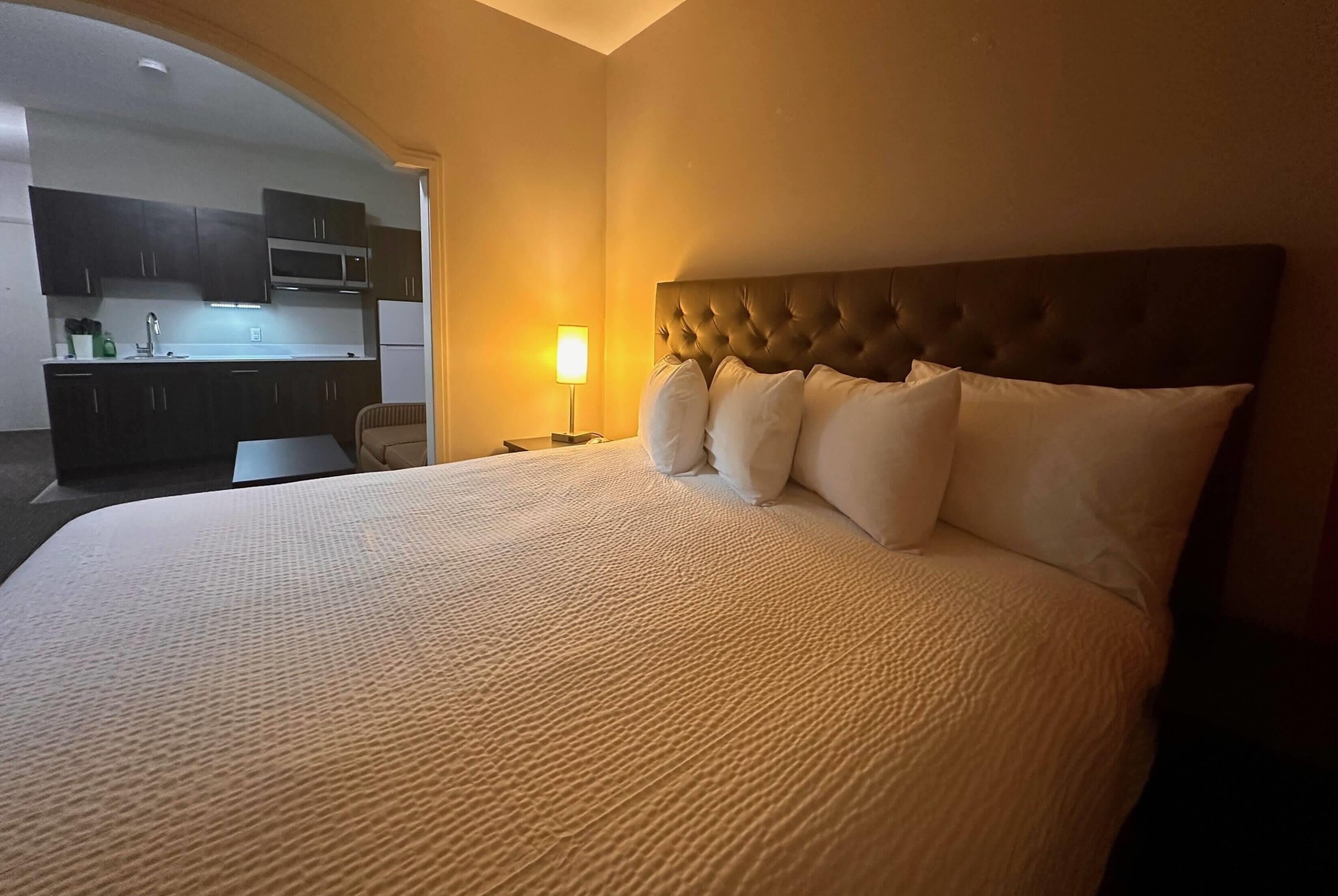 Suite, 1 Queen Bed, Non Smoking, Kitchenette (Second Floor)