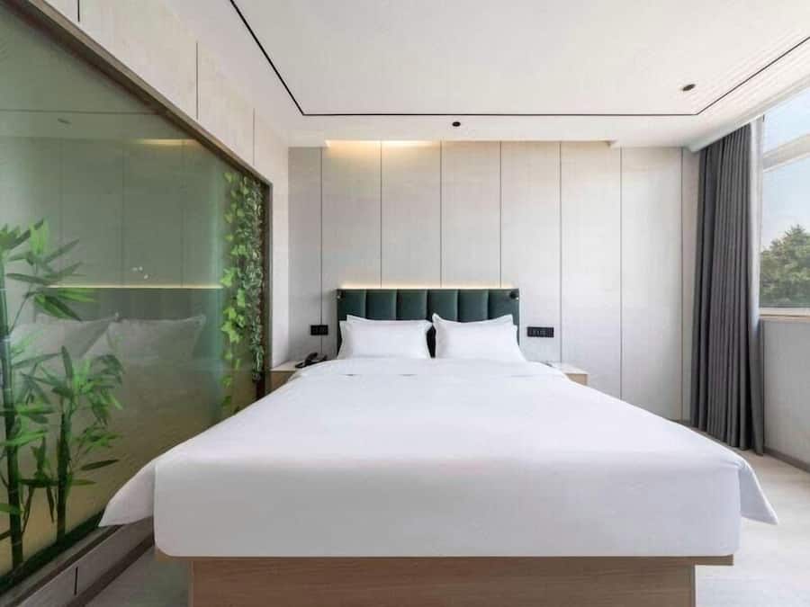 Desk, blackout drapes, rollaway beds (surcharge)