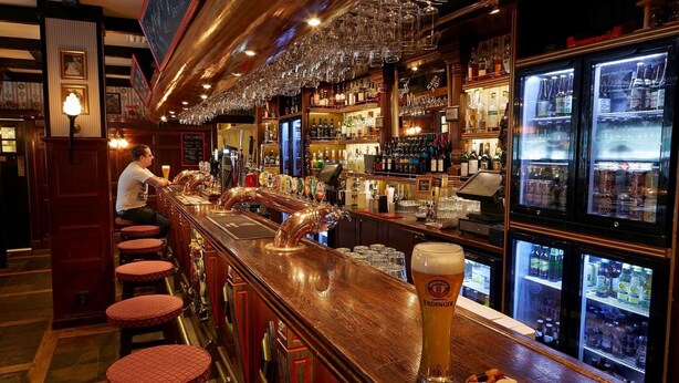 Bar (på overnattingsstedet)