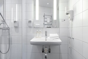 Gratis toiletartikler, hårtørrer, håndklæder