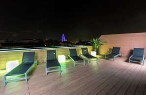 Sun deck