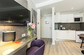 Suite | Dundyner, safe på rommet, skrivebord og barnesenger (inkludert)