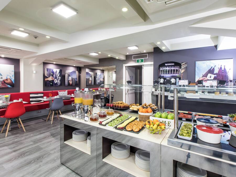 Dagelijks ontbijtbuffet (EUR 12 per persoon)