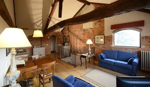 Flat-screen TV, DVD player - Castello La Rocchetta (Sandigliano)