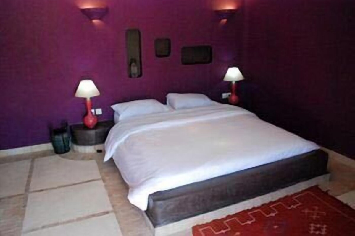1 habitación, ropa de cama de alta calidad y colchones Select Comfort 