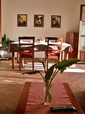 标准房 | 客房内用餐